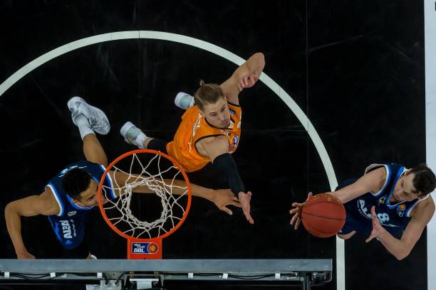 让许多对手 让许多对手