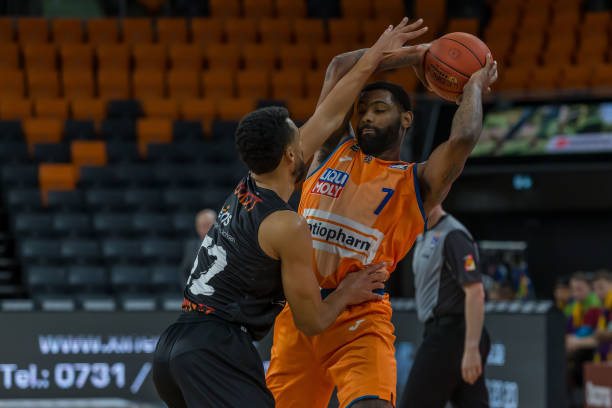 的现实挑战 的现实挑战