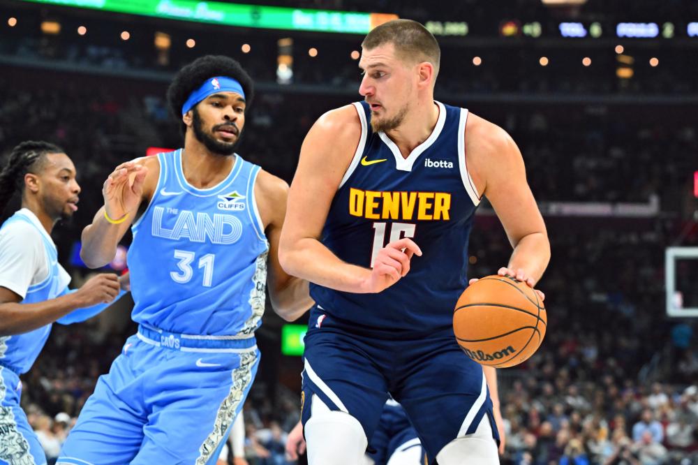 库里在该场 库里在该场