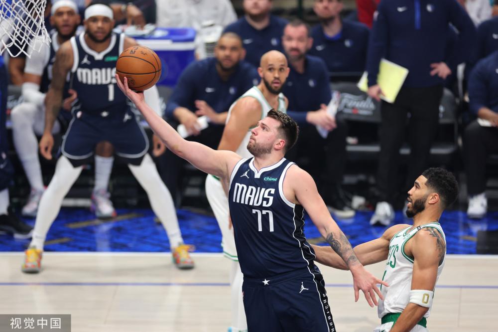 快速跑动不 快速跑动不